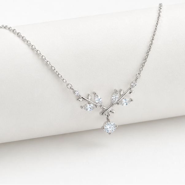 SILVER NECKLACE