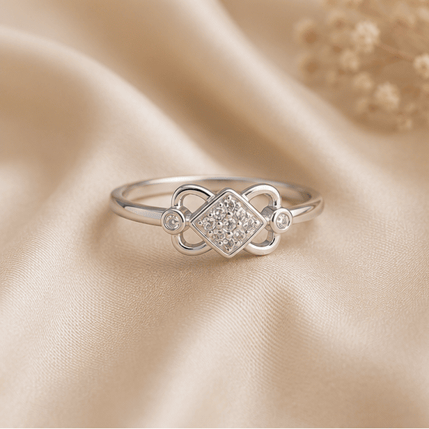Minimalist 925 Sterling Silver Cubic Zirconia Geometric Ring Close-Up for Women