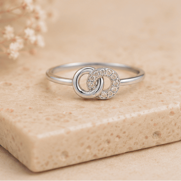 Minimalist 925 Sterling Silver Double Circle Cubic Zirconia Ring Close-Up