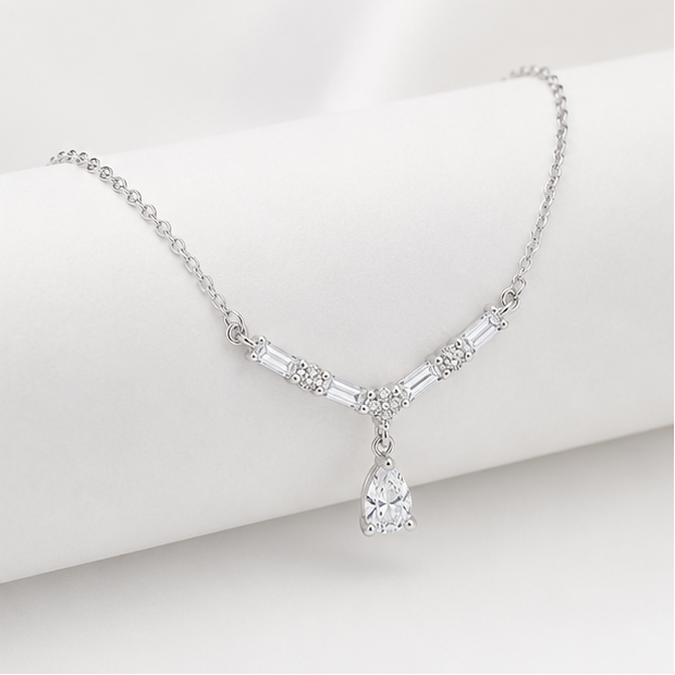 silver zeronica necklace

